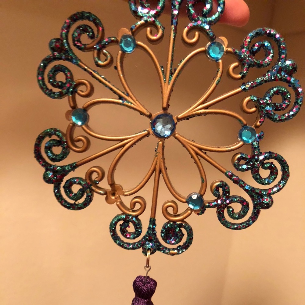 Sold-Beautiful ornament ❤️